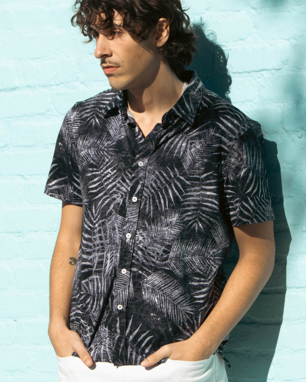 ZIMEGO Camisa hawaiana de manga corta elástica informal con botones Aloha para hombre 